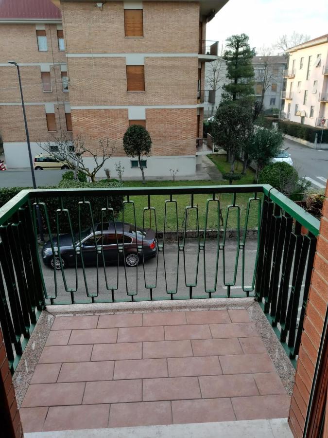 Sara Apartment Fidenza Exterior photo